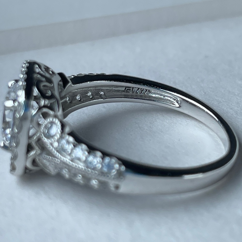 Ring 6 - Picture 5 of 11